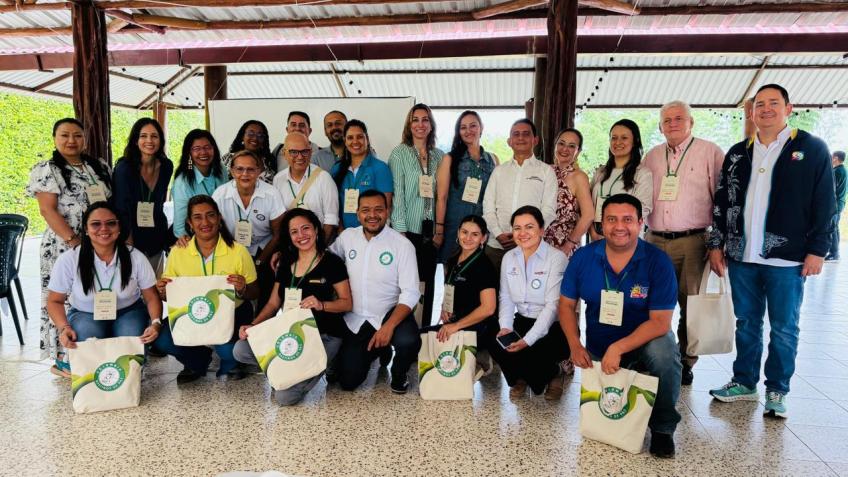 El Ministerio de Comercio, Industria y Turismo, Fontur y Anato fortalecen el turismo en cinco destinos de paz a través de capacitaciones y ruedas de negocios